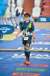 BIB: 9191
                            <button type="button" onclick="openModal(22762637)" class="btn btn-primary btn-sm float-right btn-popup" data-toggle="modal" data-target=".modal-high-quality">
                        <i class="fas fa-shopping-cart"></i> Add to Cart
                    </button>
                                            <button type="button" onclick="isThisMe(22762637, true)" class="btn btn-success btn-sm float-right btn-popup btn-isme hidden" data-toggle="tooltip" data-placement="bottom" title="นี่คือรูปของคุณใช่ไหม คลิกที่นี่เพื่อเอาเข้าอัลบั้ม">
                        <i class="fas fa-plus"></i> Add to album
                    </button>
                    <button type="button" onclick="isThisMe(22762637, false)" class="btn btn-warning btn-sm float-right btn-popup btn-isnotme hidden">
                        <i class="fas fa-ban"></i> Remove from album
                    </button>